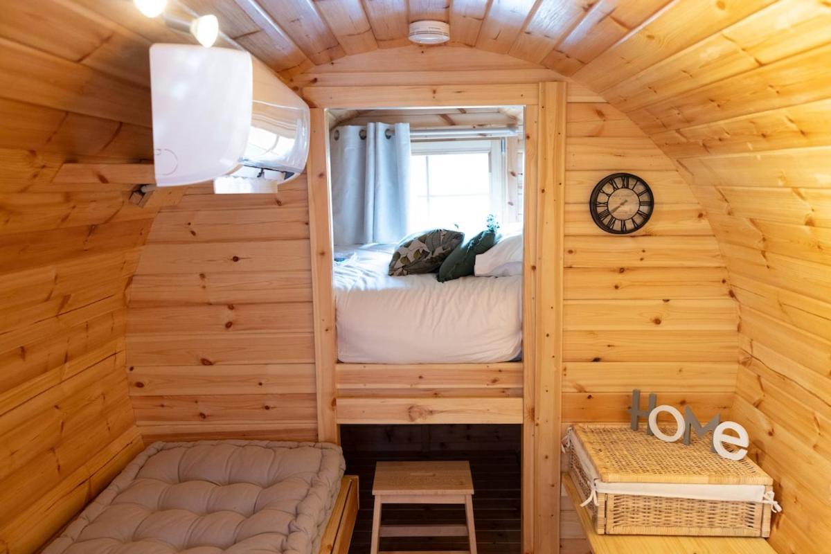 Nuit Insolite : Tonneau Enchante Cormoyeux Buitenkant foto